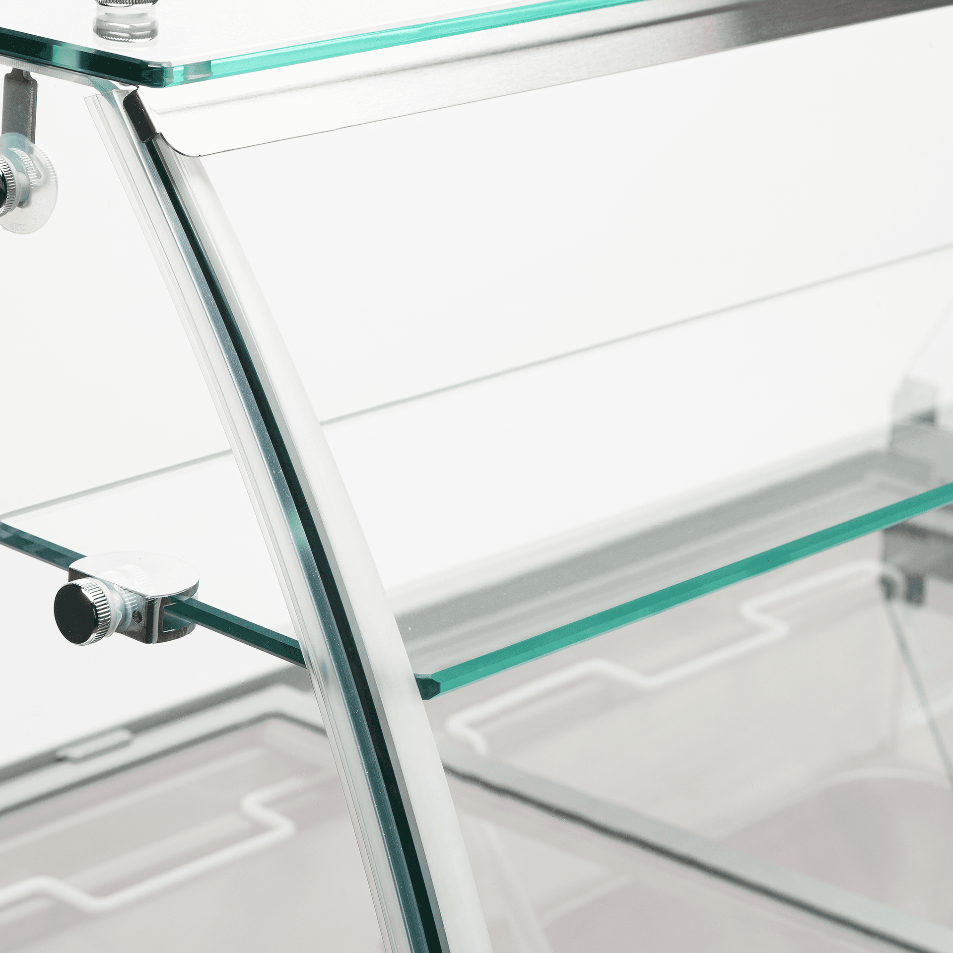 SCOOP-300 4S FF view 5